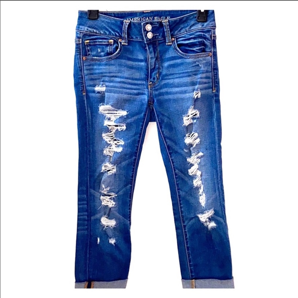 American Eagle Artist Cropped Destroyed Jeans